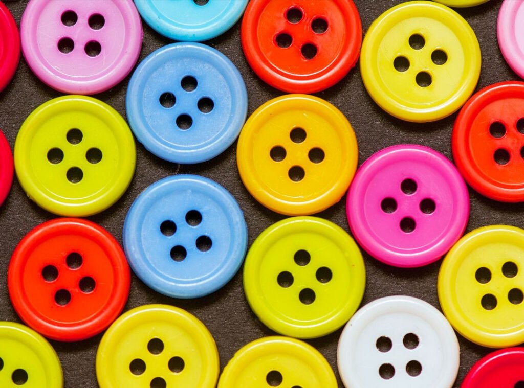 Read more about the article PARAMOUNT MANUFACTURERS OF BUTTONS IN INDIA AND THEIR IMPACT ON THE GLOBAL MARKET