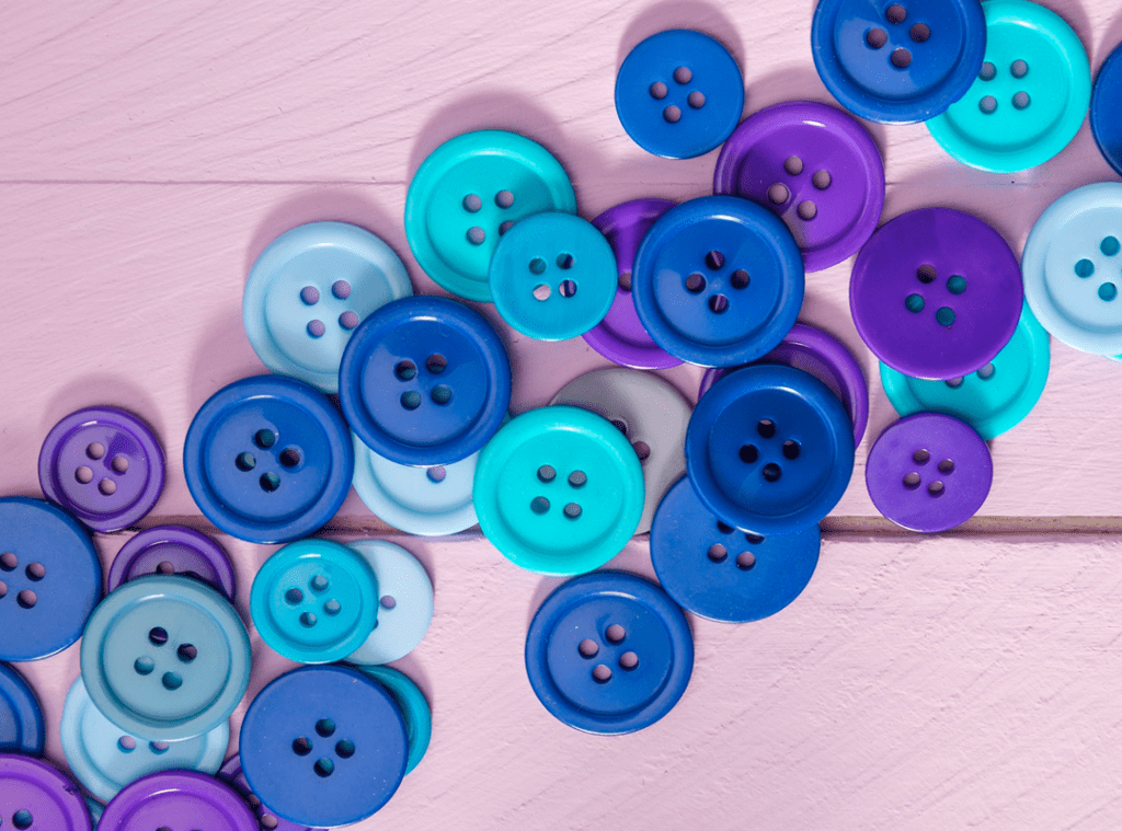 Read more about the article WHY YOU SHOULD BUY POLYESTER BUTTONS FROM INDIA: A COMPREHENSIVE GUIDE