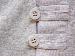 Read more about the article BUY POLYESTER BUTTONS FROM VADODARA: WHY GARMENT MANUFACTURERS PREFER CLASSIC BUTTONS PVT. LTD.