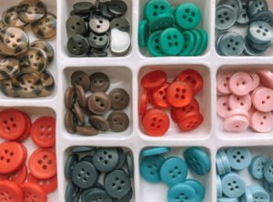 Read more about the article WHY BUTTON PRICES VARY AMONG BUTTON MANUFACTURERS IN INDIA