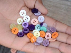 Read more about the article QUALITY TESTING OF GARMENT BUTTONS: KEY PARAMETERS EVALUATED BY BUTTON MANUFACTURERS IN INDIA